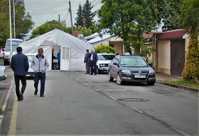 Yasa gedənlər qəzaya düşdü, yaralılar var