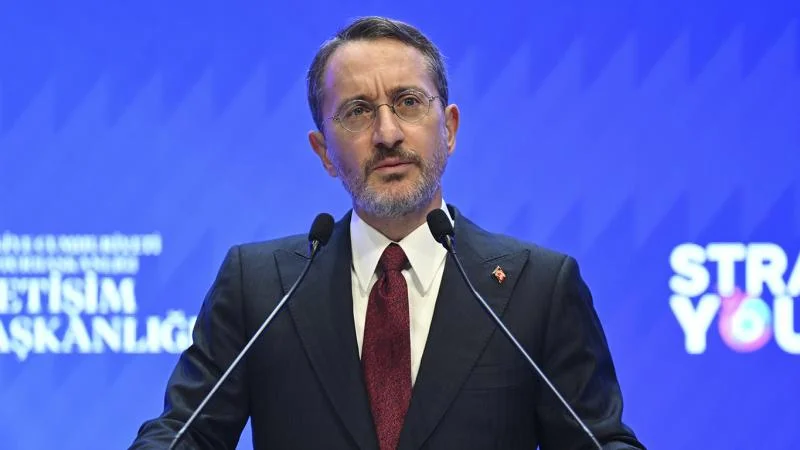 Fahrettin Altun, Süni intellekt yeni imkanlar təqdim etməklə yanaşı, ciddi problemlər də yaradır