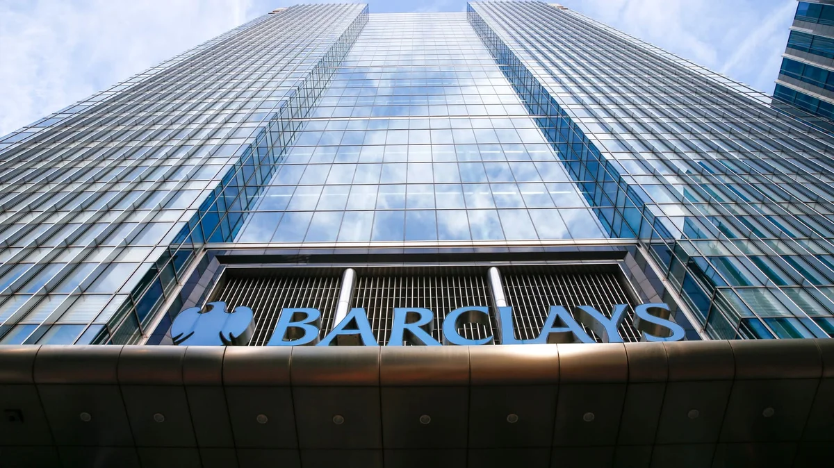 Britaniya hakimiyyəti “Barclays”ı 51 milyon dollar cərimələyib