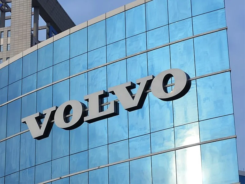 Volvo yalnız Çin bazarı üçün yeni hibrid krossover hazırlayır...