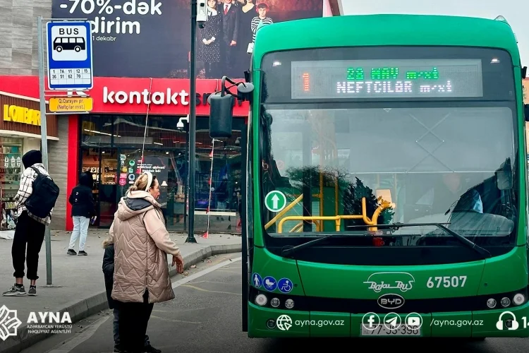 Bakıda elektrobuslar marşrut xətlərinə buraxılıb