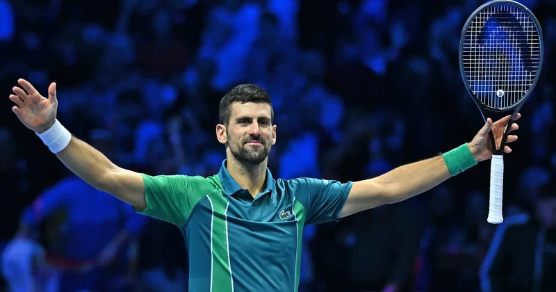 Cokoviç yunanlardan “qızıl viza” aldı