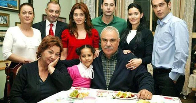 Yaprak dökümü ndəki ev xarabalığa çevrildi VİDEO FOTO