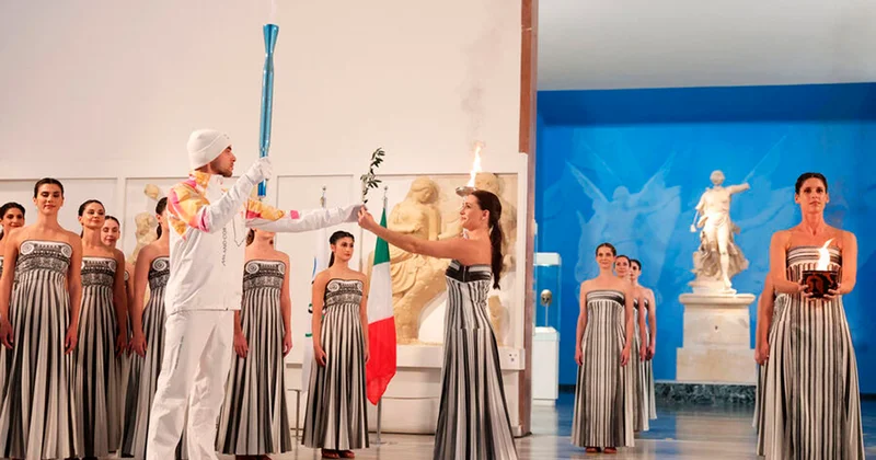 Hava şəraitinə görə mərasimə dəyişikliklər etməli oldular