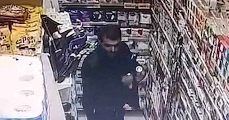 Marketdə quldurluq: Bıçaqla satıcını hədələyən üç nəfər saxlanıldı