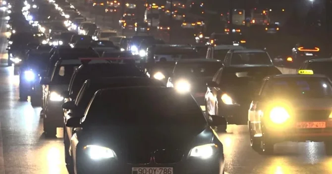 Bakı Sumqayıt yolundakı avtobus zolağı ilə bağlı söz söhbət səngimir