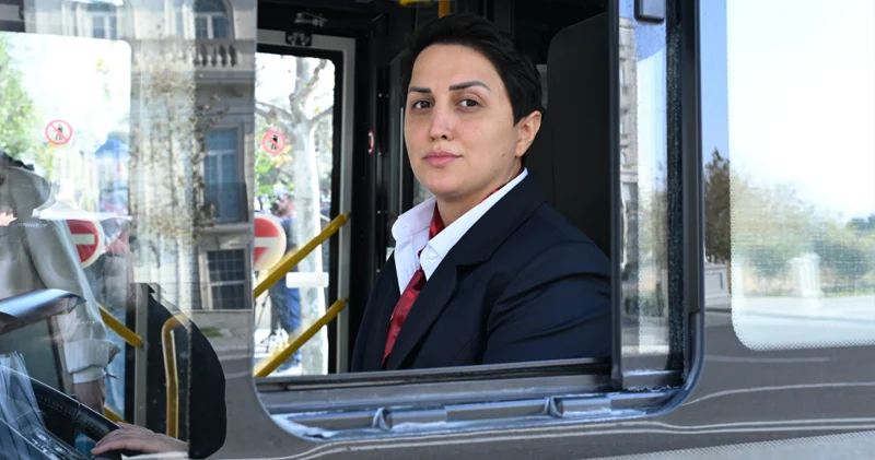 Qadın müəllim niyə avtobus sürücüsü işləməyə qərar verdi? Ekspert