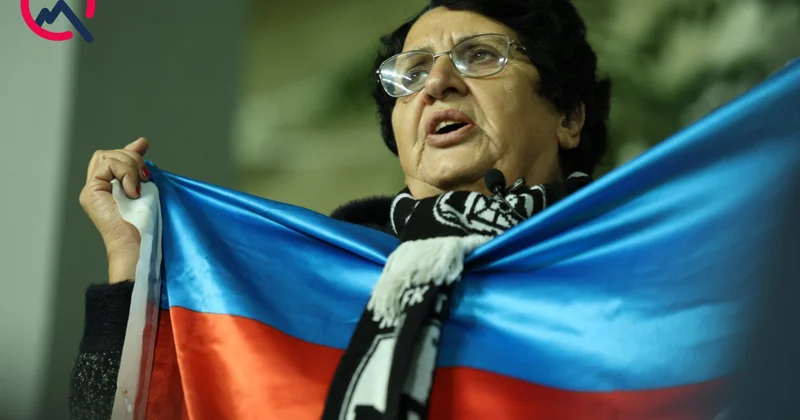 “Mən oturduğum yerdə heç zaman söyüş olmur” 62 ildir futbol azarkeşidir