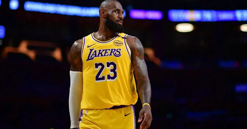 Lebron Ceyms 23 cü mövsümə başladı