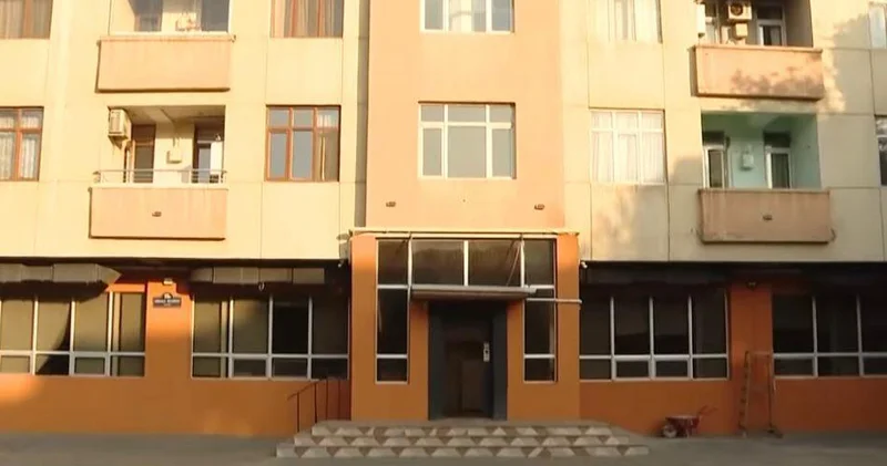 Yasamalda yanğından bir həftə keçdi bina hələ də qaranlıq, susuz və qazsızdır