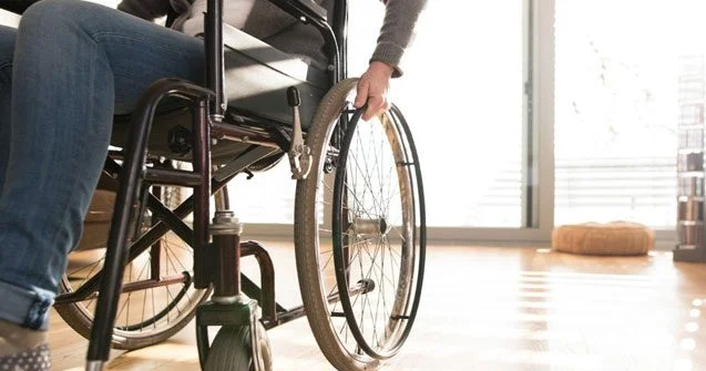 Əlilliyi olan şəxsi dilənçiliyə sövq etdi Tutuldu