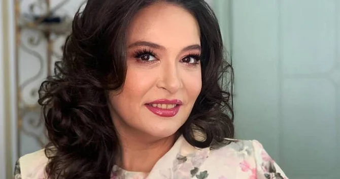 Mehriban Xanlarova teatrdakı işindən çıxır