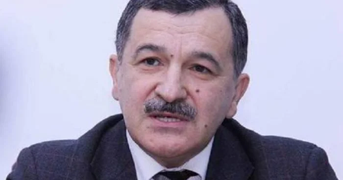 SSRİ nin təbliğini edənlərin videolarını izləyərkən çox narahat oldum Deputat