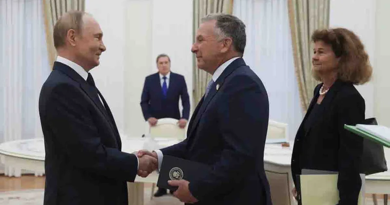 Tramp öz nümayəndələrini Rusiya və Ukraynaya göndərib