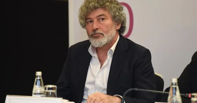 Şahbaz Xuduoğlu Təhsil Nazirliyinə açıq müraciət ünvanlayıb