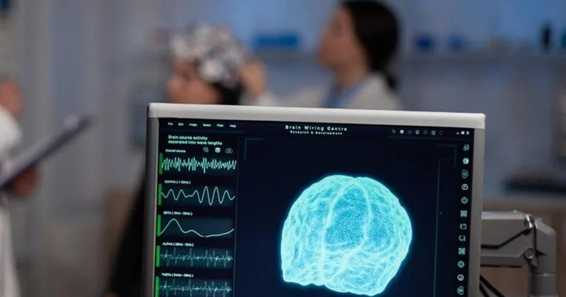 İnsan beyni 32 yaşına qədər yeniyetməlik dövründə qalır Araşdırma