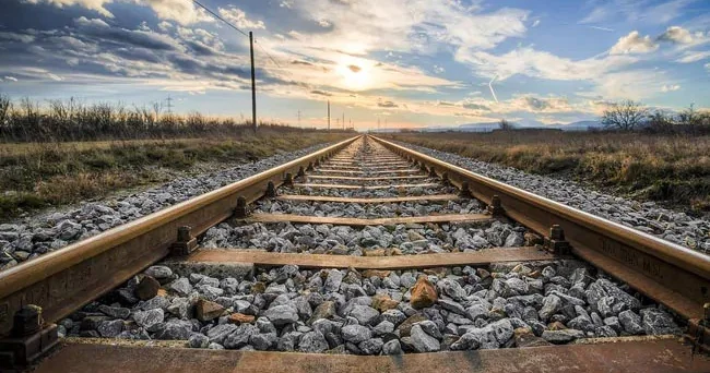 Sumqayıt Yalama dəmiryol xəttinin yenidənqurma işləri nə vaxt tamamlanacaq?