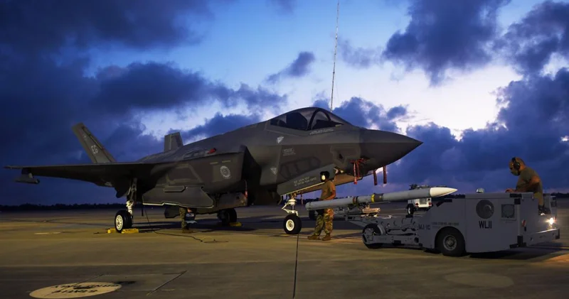 300 km məsafədən təyyarəni məhv edə bilirlər: Hava hava sinfinin ən güclü 7 raketi