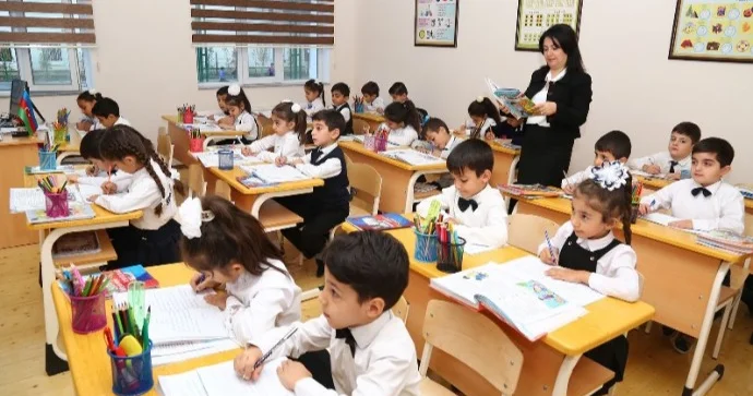 Məktəblərin fəaliyyətinə QİYMƏT Valideyn sorğusu başladı