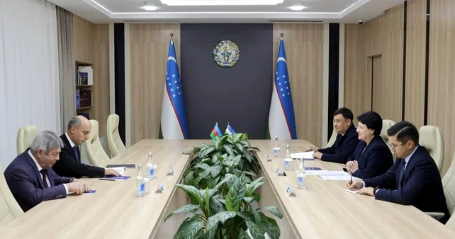 Azərbaycanla Özbəkistan arasında məktəbəqədər və ümumi təhsil sahələrində əməkdaşlıq məsələləri müzakirə olunub