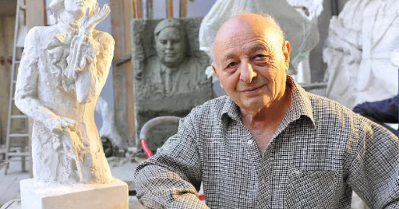 Anarın heykəlini hazırlayıram, özü müraciət etdi Ömər Eldarov