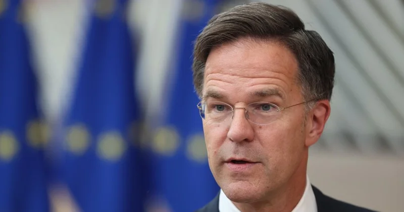 Rutte: Gələcəkdə orduda kişi və qadınların nisbəti bərabər olacaq