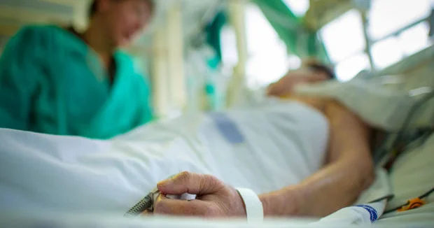 Xəstəxanada iynə vurulan 72 yaşlı qadın DÜNYASINI DƏYİŞDİ