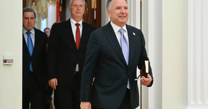 Я глубоко уважаю Путина . Bloomberg опубликовал утечку о том, как Ушаков и Уиткофф обсуждали подачу мирного плана Трампу Minval Politika