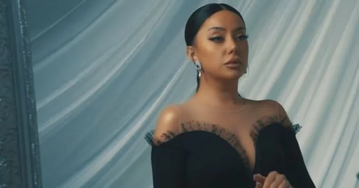 Ayan həmin mahnısına klip çəkdirdi Video