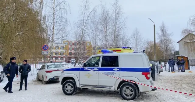 Rusiyada 8 ci sinif şagirdi dərs zamanı atəş açdı Yaralılar var