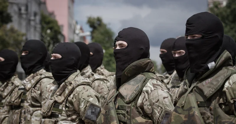 Макрон: численность Вооруженных сил Украины не должна быть ограничена