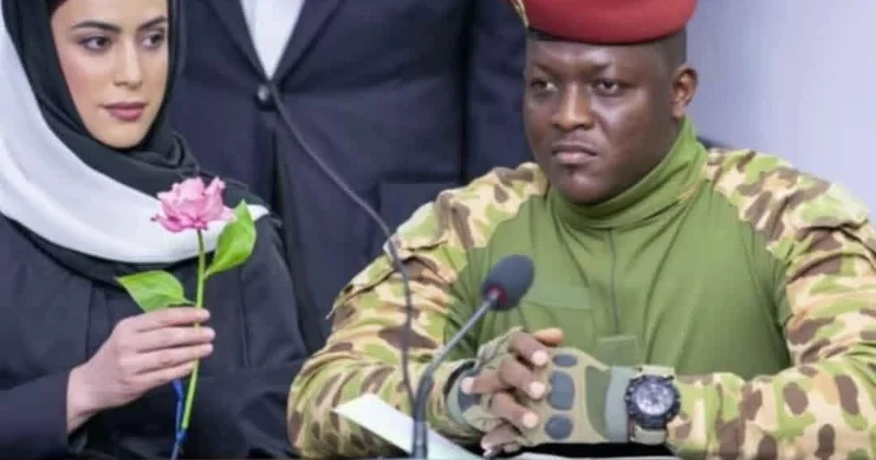 Şahzadənin evlilik təklifini rədd etdi