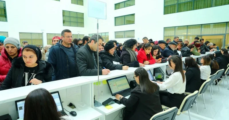 Hələ də kağızla NÖVBƏ 1 nömrəli Birləşmiş Şəhər Xəstəxanasındakı sıxlığın səbəbi NƏDİR?