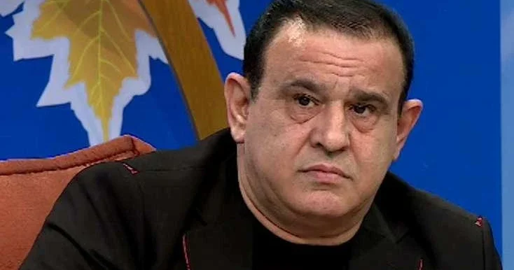 Tacir başmaqları ilə müzakirə hədəfi oldu