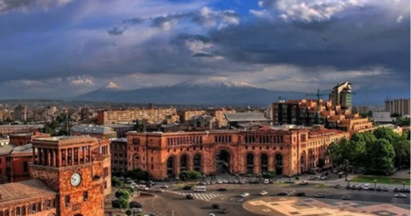 Separatçıların İrəvandakı ofisi əllərindən alınır