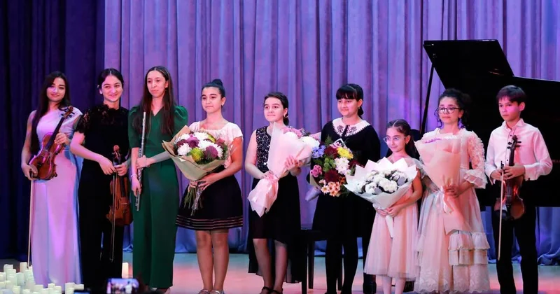 Азербайджанская Государственная Детская Филармония воспитание нового поколения музыкантов и артистов в Баку ФОТО