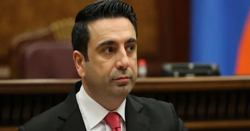 Simonyan Bakıya səfər etmək niyyətini dilə gətirdi