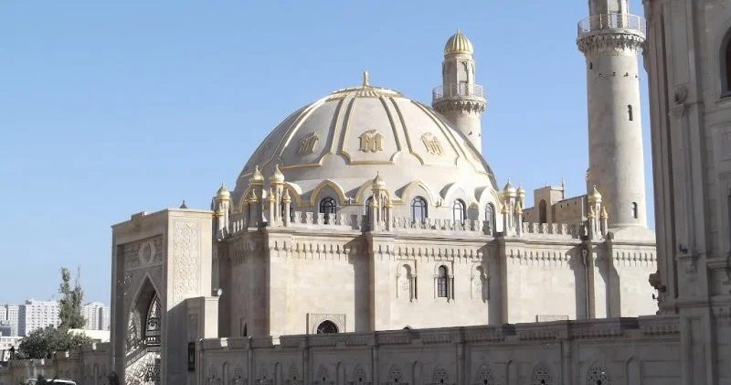 Вокруг мечети Тезепир начинается масштабный снос