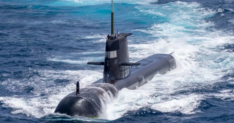 Polşa üç sualtı qayığın tədarükü üçün İsveçin “Saab“ şirkətini seçib