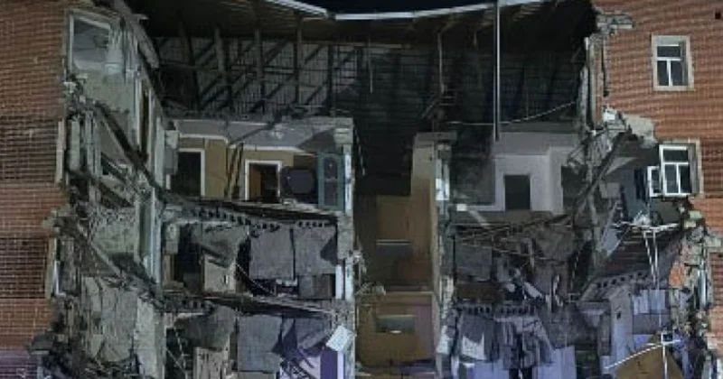 В Геранбое полностью обрушился подъезд пятиэтажного дома ФОТО