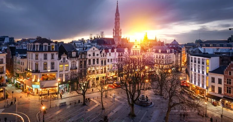 Brüssel Romanı inandırmağı bacarıb