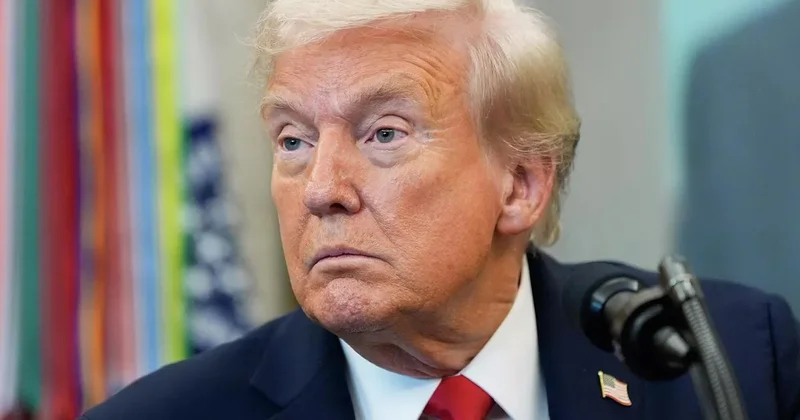 Трамп: Украина должна отдать часть территорий