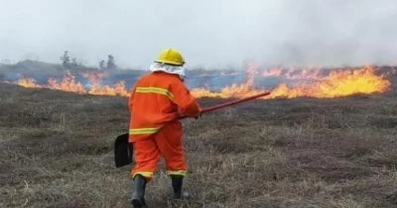 Ermənistanda yanğınsöndürmə zamanı xilasedici avtomobili qəzaya uğrayıb, 1 nəfər ölüb