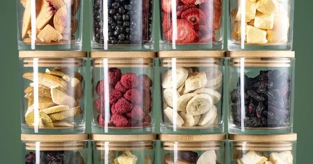 Спрос на мороженое и сублимированные фрукты вырос: специалисты предупреждают о рисках