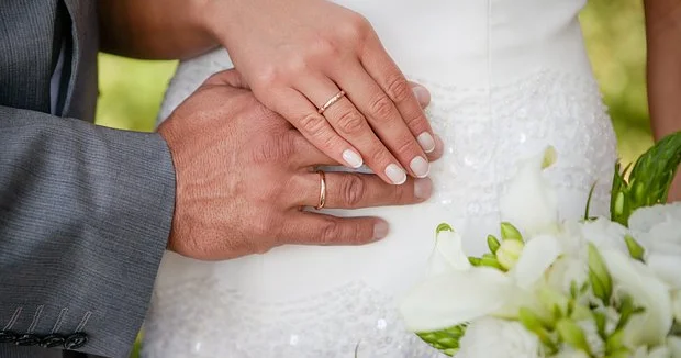 Roma Papası çoxarvadlılıqla bağlı fərman imzaladı