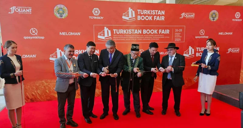 Azərbaycan Nəşriyyatları Assosiasiyası Türküstan Kitab Sərgisində iştirak edir FOTOLAR