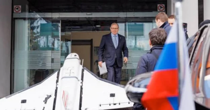 Российский беспилотник у здания МИД Молдовы