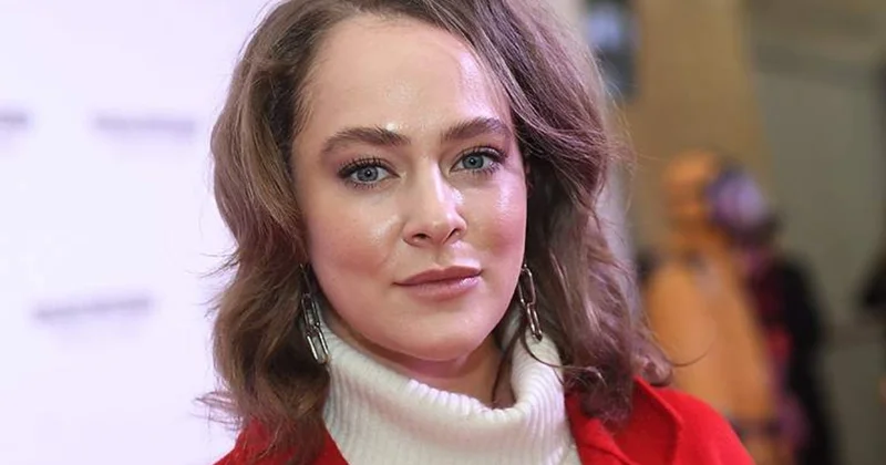 Rusiyada məhkəmə narkotik qaçaqmalçılığına görə aktrisa barədə hökm çıxarıb