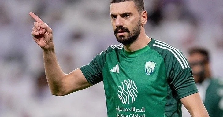 Türkiyə millisinin üzvü Roma ya keçə bilər