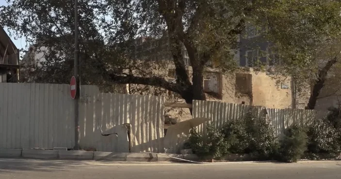 Квартиру снесли до решения суда: конфликт между жильцом и застройщиком в Баку